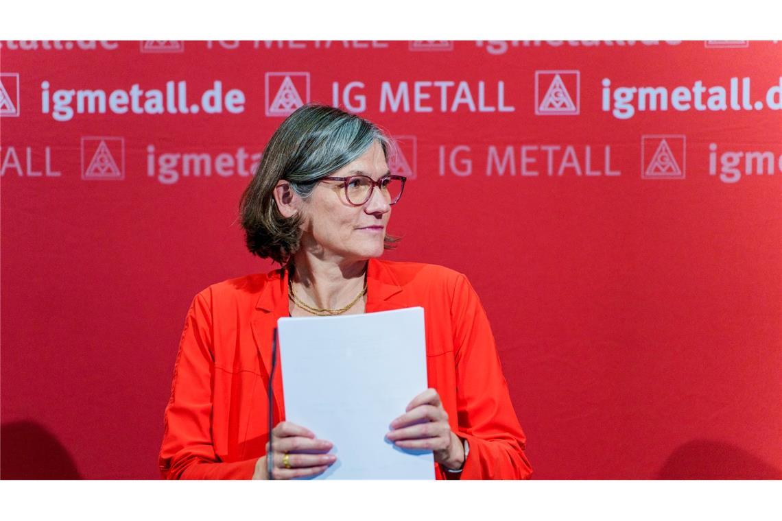 IG-Metall-Chefin Christiane Benner informiert über die Forderungsempfehlung für die anstehende Tarifrunde.