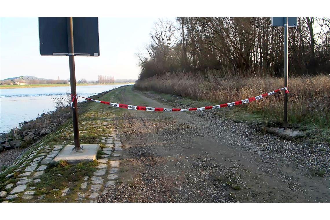 Im März 2024 wurde die Leiche der Mutter des damals fünf Wochen alten Babys bei Hockenheim am Rhein gefunden. (Archivbild)