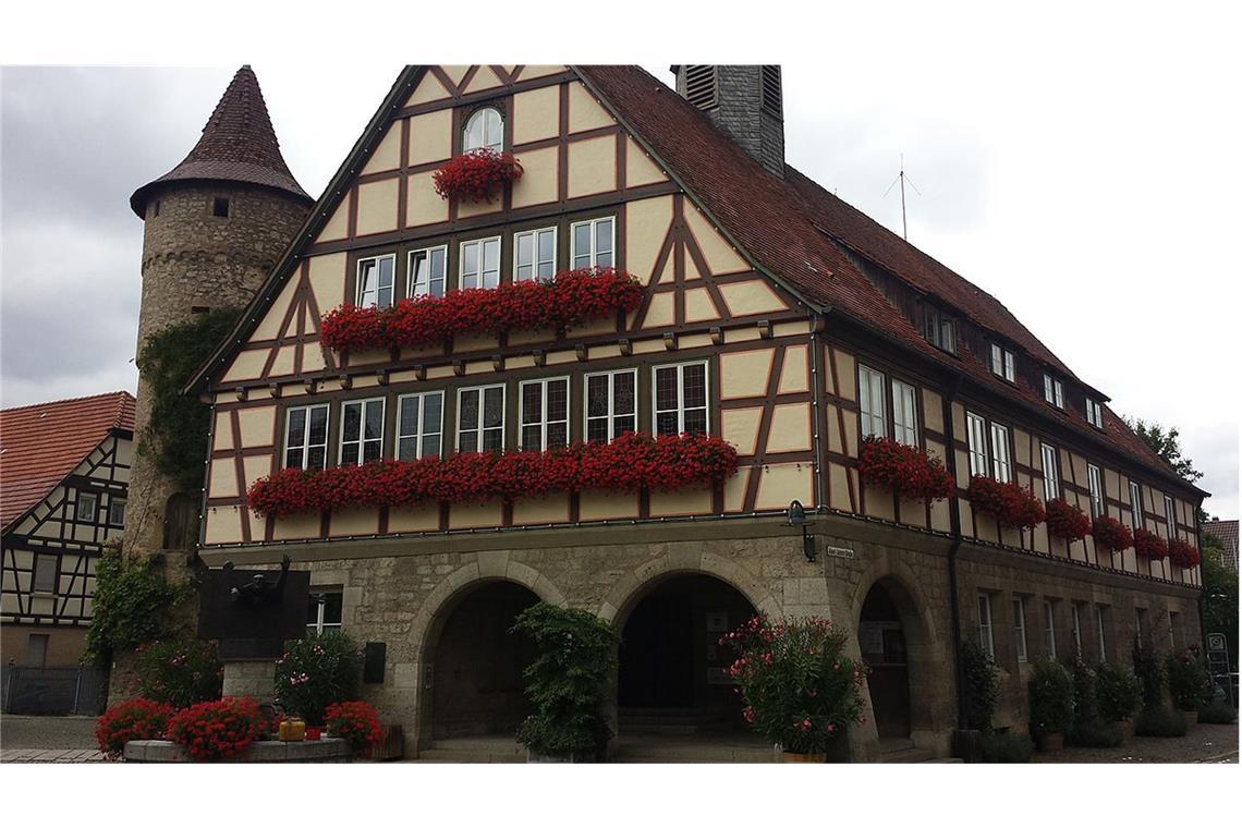 Im Rathaus von Niederstetten hängt der Haussegen schief.