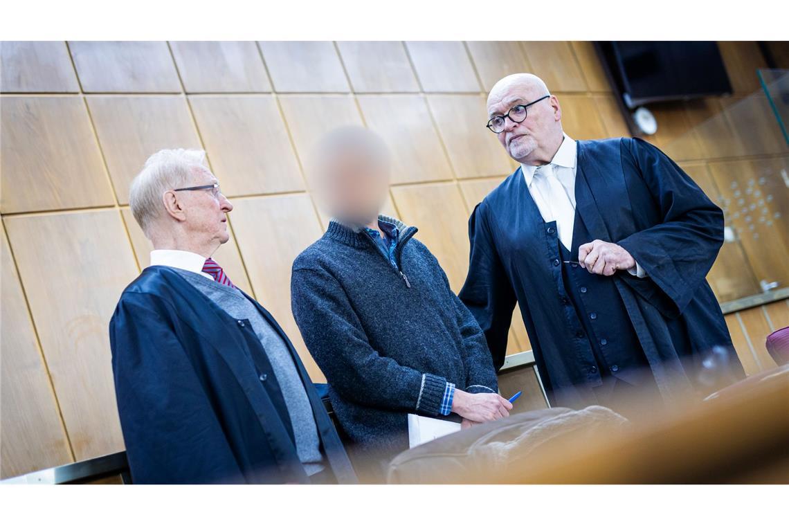 Im Revisionsprozess gegen einen 64-Jährigen wegen versuchten Mordes weist der Angeklagte eine Tötungsabsicht zurück.