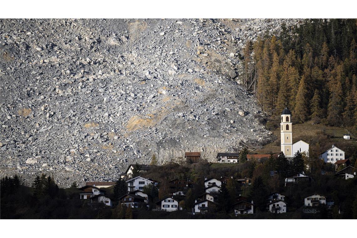 Im schlimmsten Fall müssen die rund 90 Dorfbewohner den Ort für Monate verlassen.