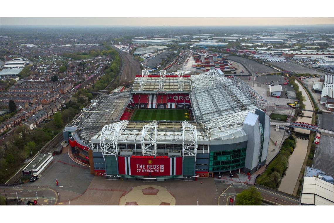 Im Stadion von Manchester United gibt es Pflegeprodukte für Männer mit Blasenschwäche.