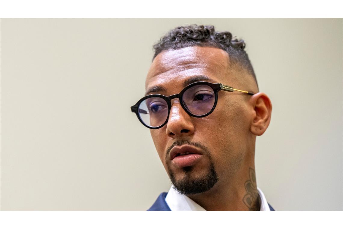 Im Streit um Äußerungen des ehemaligen Fußball-Nationalspielers Jérôme Boateng ist ein Gericht um einen Vergleich bemüht. (Archivbild)