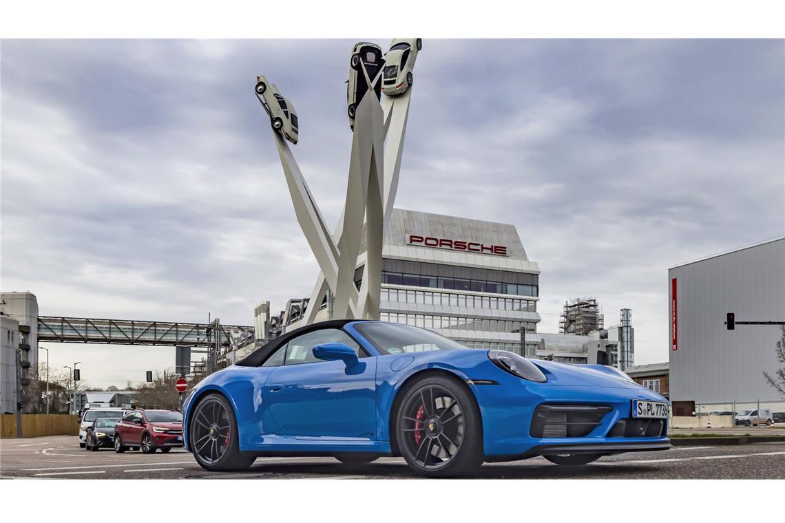 Im Stuttgarter Bezirk Zuffenhausen, der Heimat Sitz von Porsche, ist sogar ein Platz nach dem Automobilhersteller benannt.