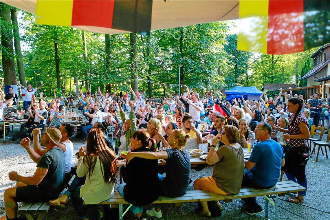 Im Waldheim im Backnanger Plattenwald gab es in der Vergangenheit häufig Public Viewings.