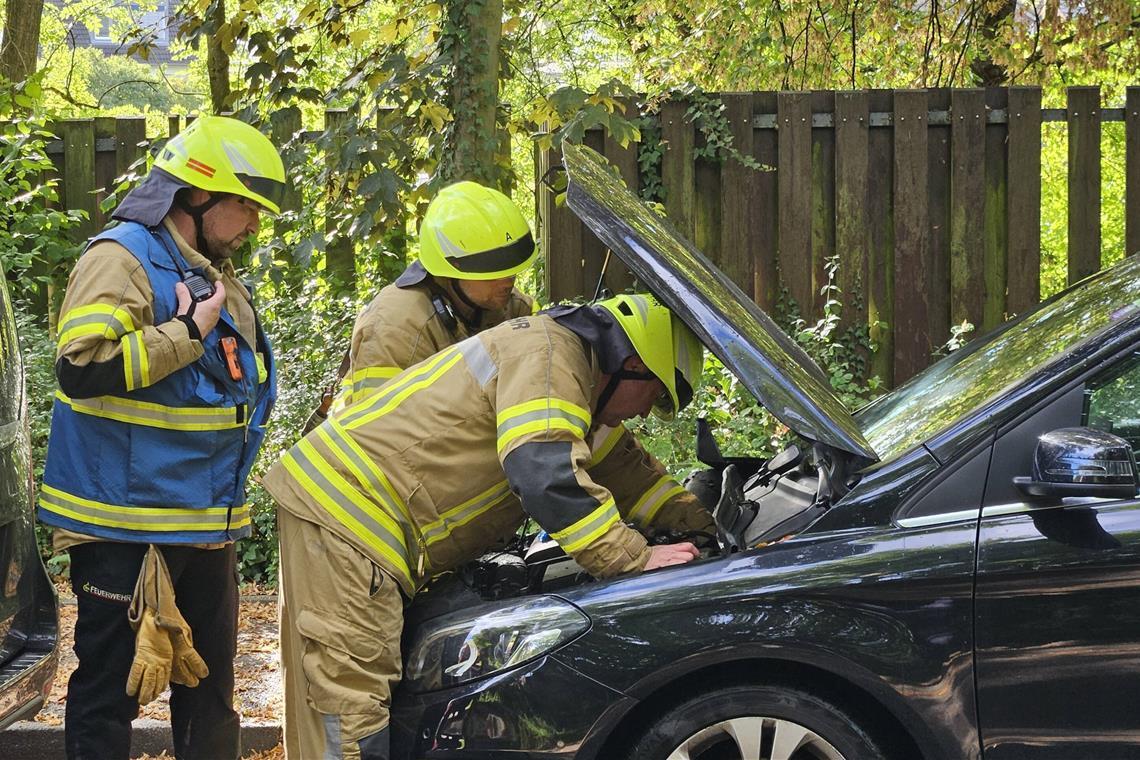 Immer wieder neue Fälle von Brandstiftung halten die Feuerwehr in Kernen auf Trab. Foto: 7aktuell.de | Kevin Lermer