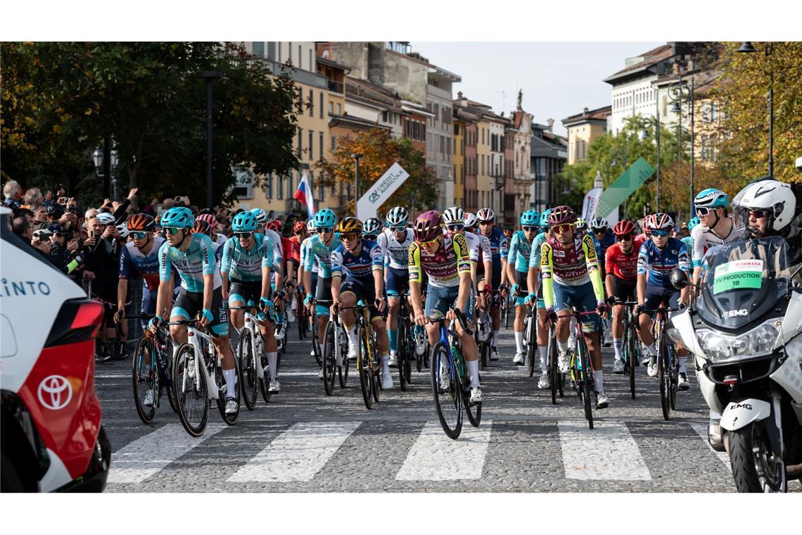 In Bergamo fiel der Startschuss für den letzten Höhepunkt des Radsport-Jahres 2024.