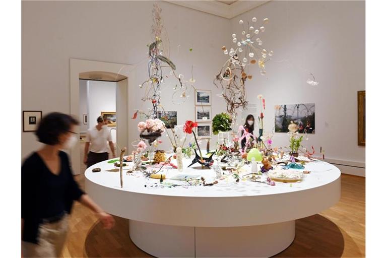 In der Staatlichen Kunsthalle Karlsruhe wird das Werk „Pflanzen dichten“ gezeigt. Foto: Uli Deck/dpa