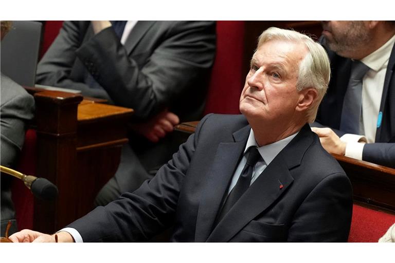 In Frankreich droht der Sturz der Mitte-Rechts-Regierung von Michel Barnier.