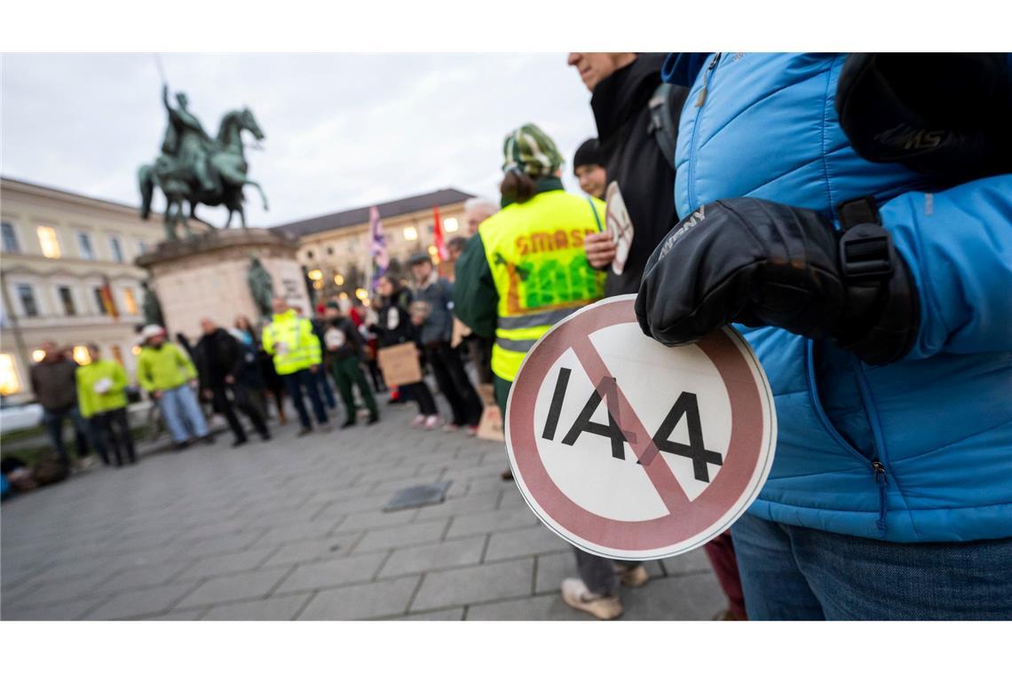 In München gab es am Tag vor der Stadtratssitzung Widerstand gegen künftige IAA.