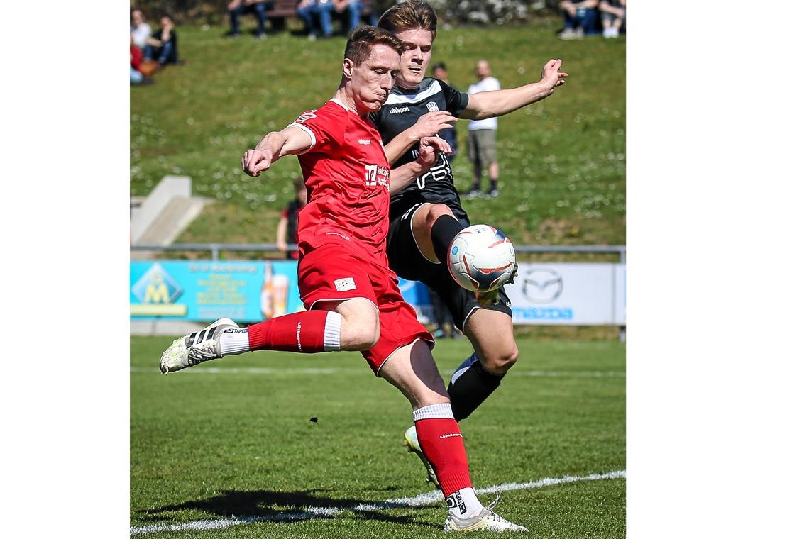 In Ravensburg nur zweite Sieger: Loris Maier (links) und die TSG Backnang. Foto: A. Becher