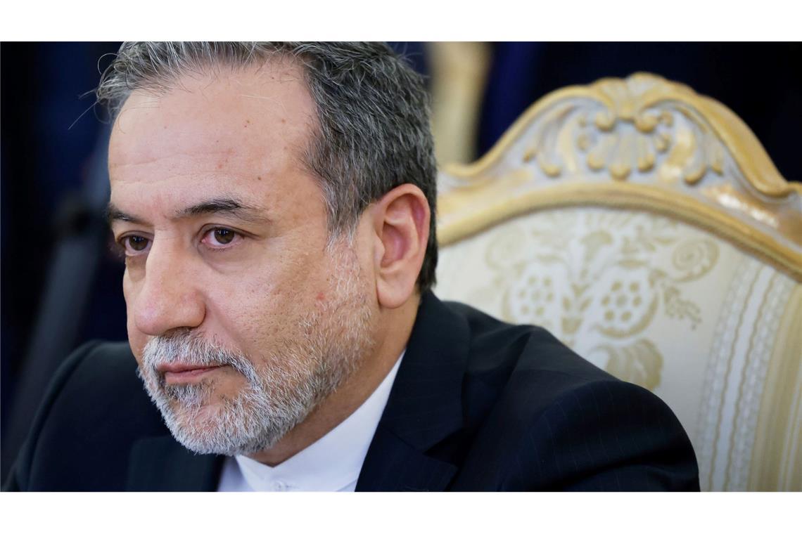 Iran warnt vor voreiligen Schlüssen bei Atomgesprächen Irans Außenminister Abbas Araghtschi warnt vor voreiligen Schlüssen bei den Atomgesprächen mit den USA. (Archivbild)