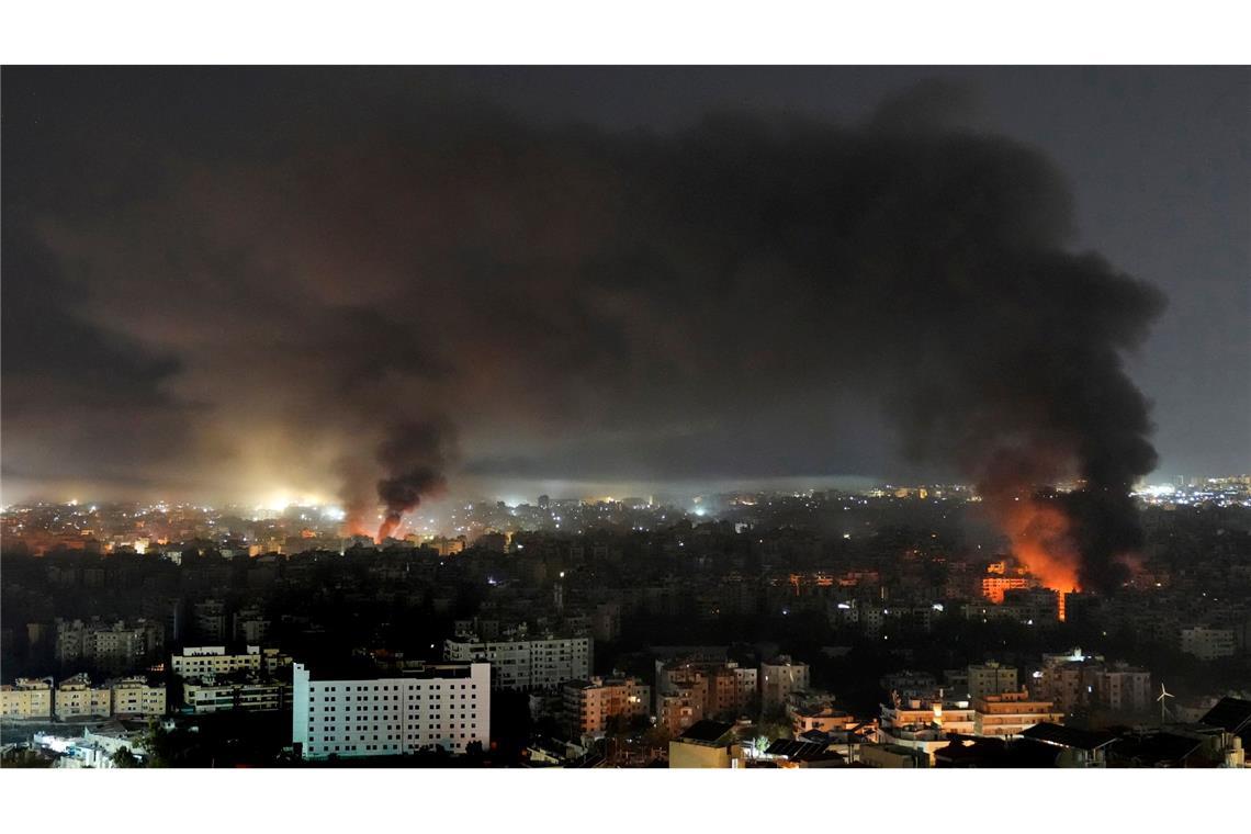 Israels Luftwaffe setzt ihre Angriffe gegen die Hisbollah-Miliz fort.