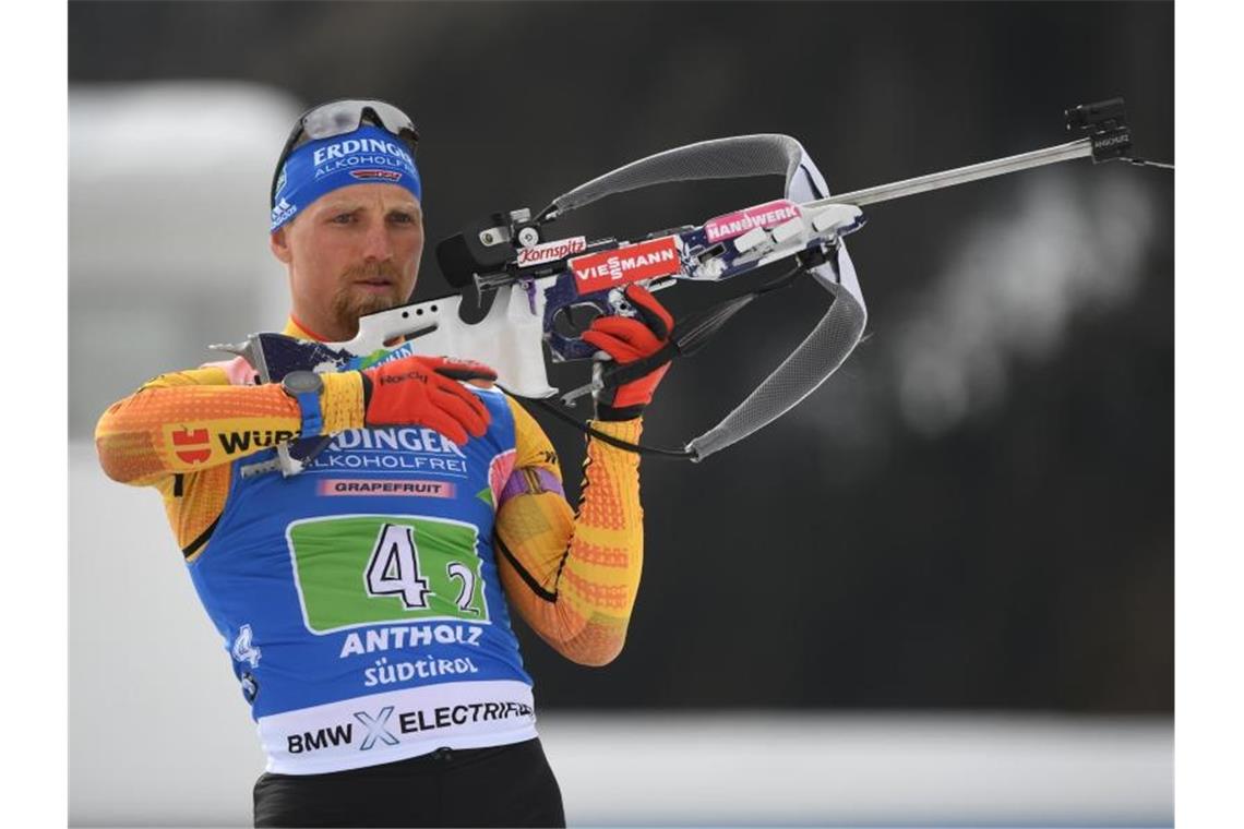 Dicke Überraschung: Ersatzmann Lesser läuft in Staffel Ist als Ersatzmann zur Biathlon-WM gekommen: Erik Lesser beim Anschiessen. Foto: Hendrik Schmidt/dpa