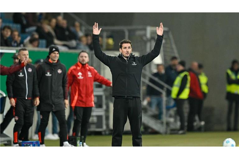 Ist ein Fan des VAR: Nürnbergs Trainer Miroslav Klose.