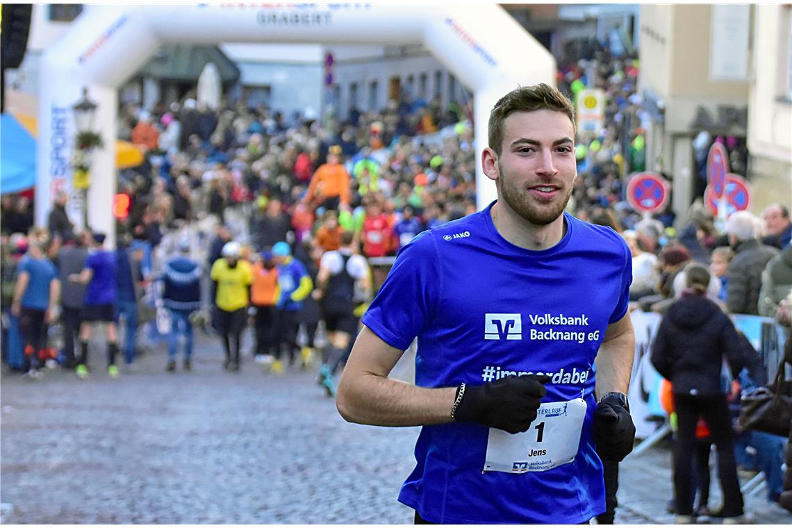 Jens Mergenthaler. Silvesterlauf 2024 in Backnang. SP