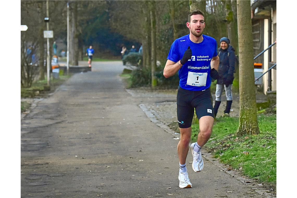 Jens Mergenthaler. Silvesterlauf 2024 in Backnang. SP