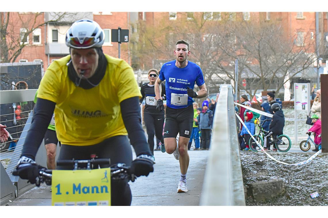 Jens Mergenthaler. Silvesterlauf 2024 in Backnang. SP