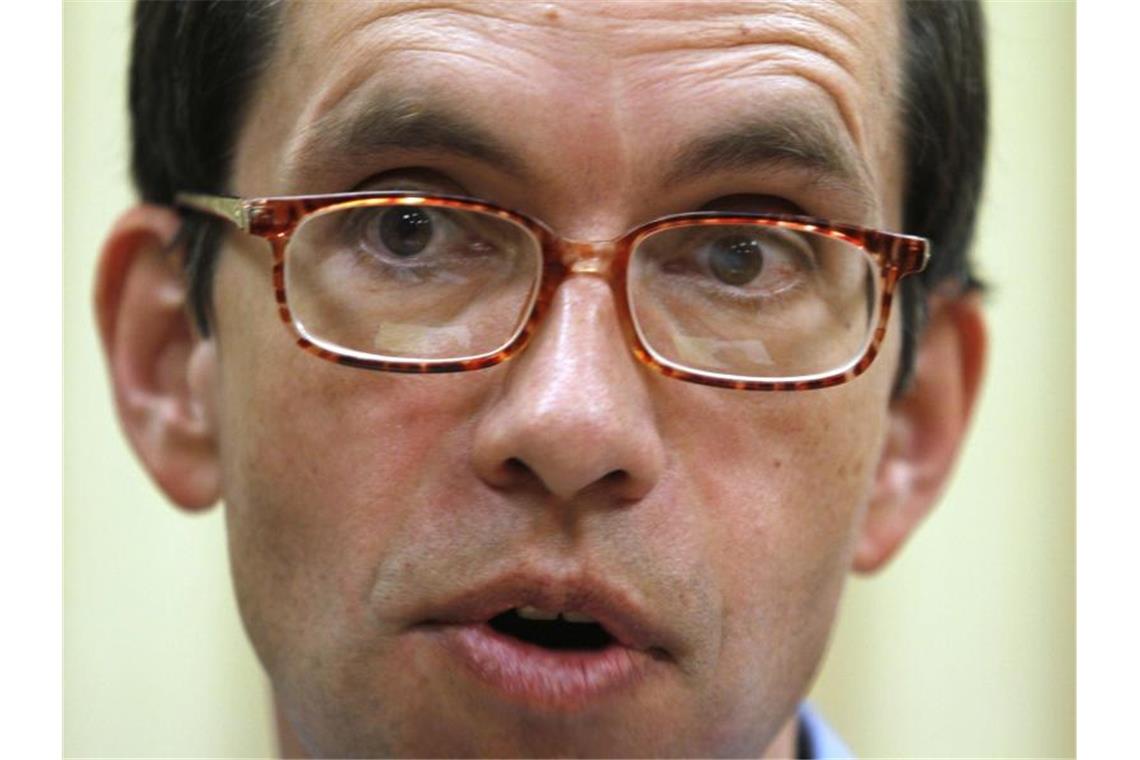 Ex-Häftling Söring wieder in Deutschland: „Froh und dankbar“ Jens Söring im März 2011 bei einem Interview im Gefängnis „Buckingham Correctional Center“. Foto: Steve Helber/AP/dpa
