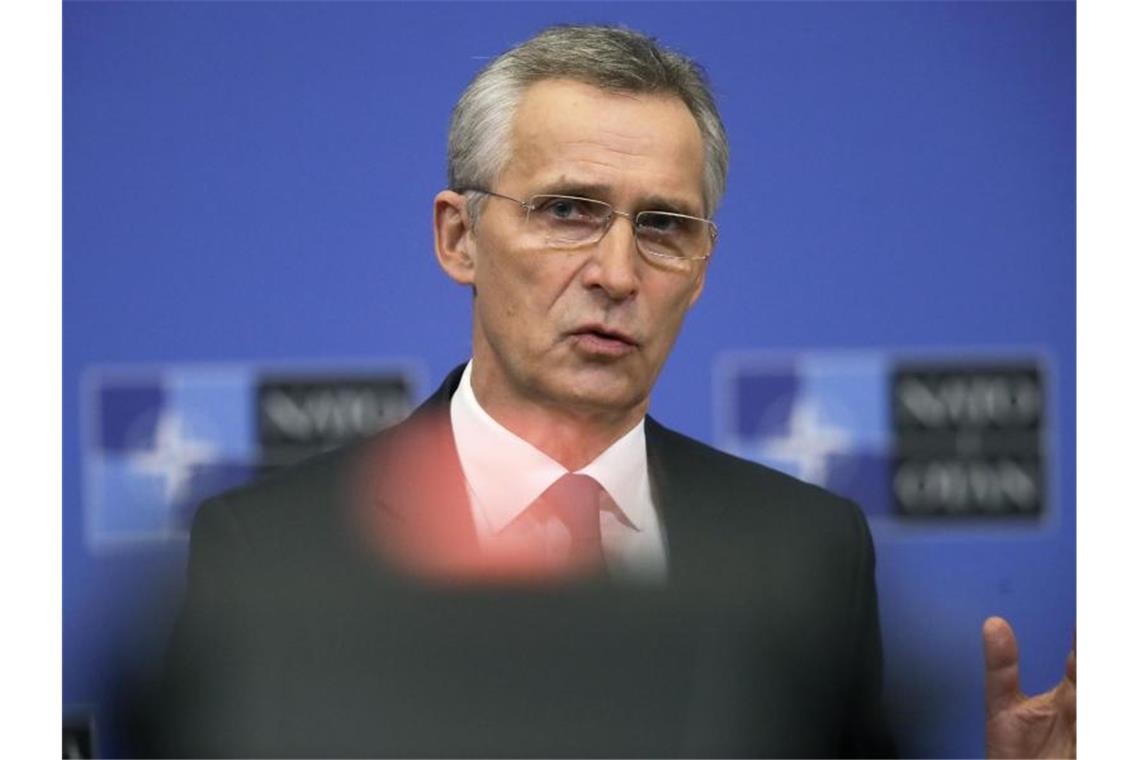 Nato-Generalsekretär will Finanzierung reformieren Jens Stoltenberg, Generalsekretär der Nato, will Deutschland und die anderen Alliierten zu höheren Gemeinschaftsausgaben für die Verteidigung bewegen. Foto: Olivier Hoslet/Pool EPA/AP/dpa