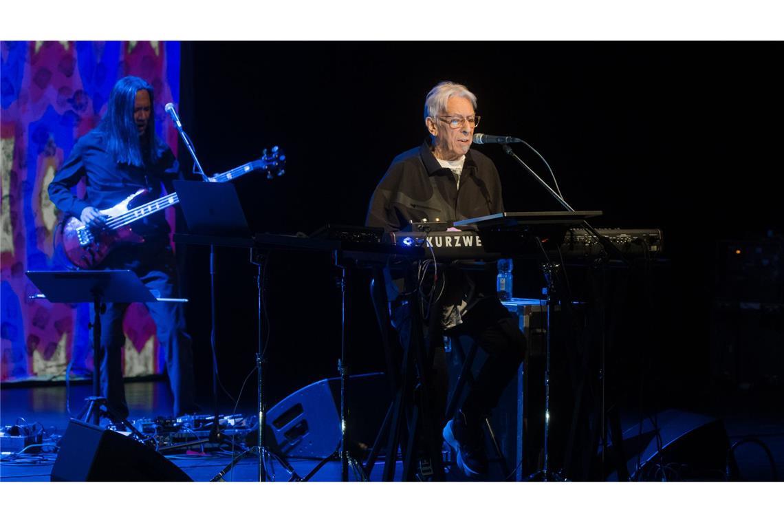 John Cale bei seinem Auftritt im Theaterhaus