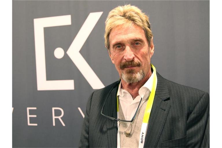 John McAfee, Software-Entwickler, während der Elektronikmesse CSE im Jahr 2016. Foto: Christoph Dernbach/dpa