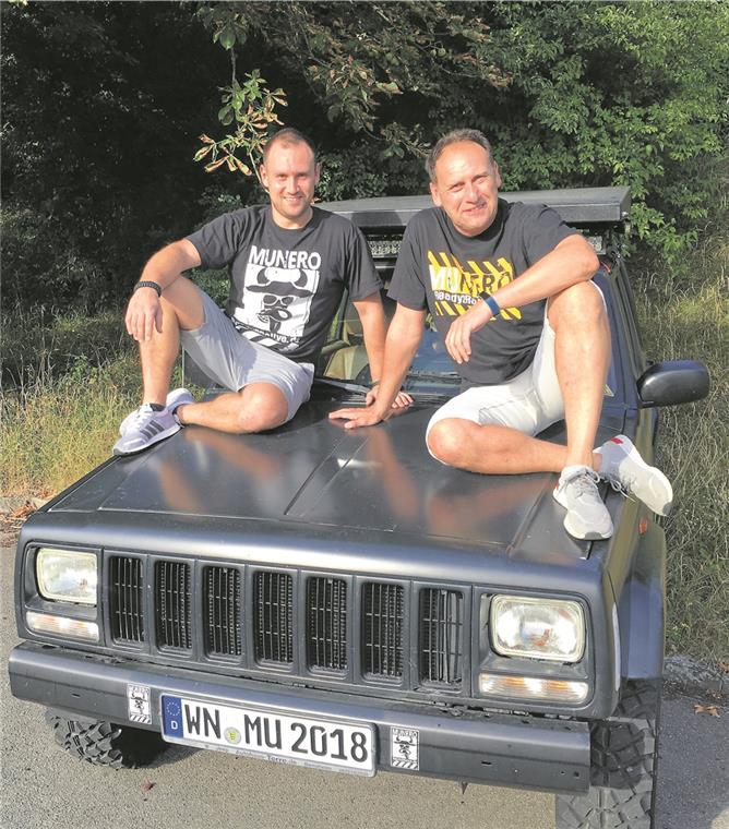 Jonas (links) und Ralf Oppenländer freuen sich jetzt schon auf die Tour, die am 22. September startet. Foto: privat