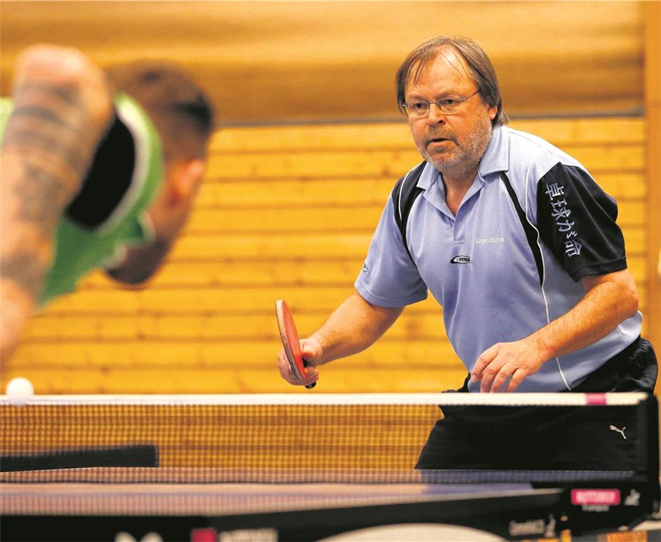 Ein schwerer Brocken gleich zum Auftakt Jürgen Wörner (rechts) startet mit dem TV Murrhardt in die neue Saison in der Verbandsklasse. Foto: A. Becher