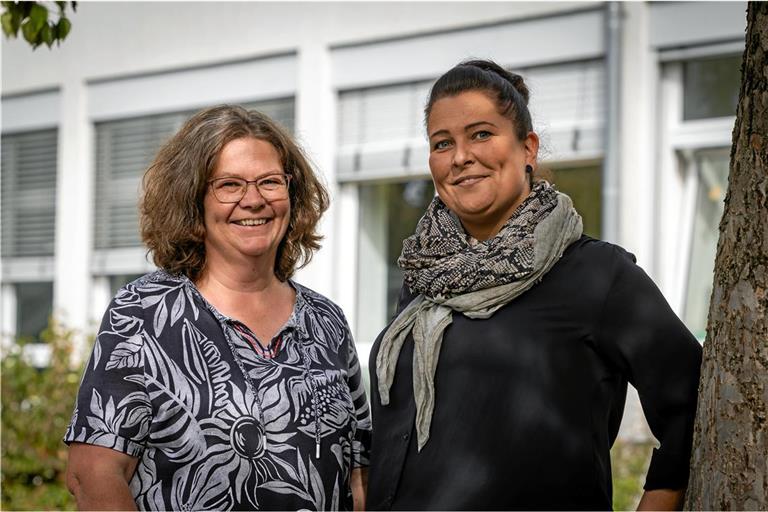 Jutta Fußnegger (links) und Nadja Erdmann bilden das neue Spitzenteam für die Grundschule Unterbrüden/Oberbrüden. Foto: Alexander Becher 