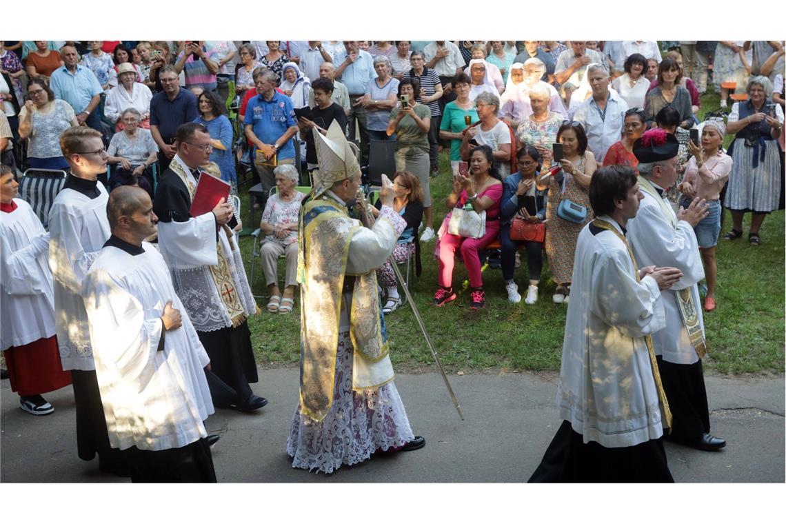 Katholiken feiern am 15. August das Hochfest Mariae Himmelfahrt (Archivbild).