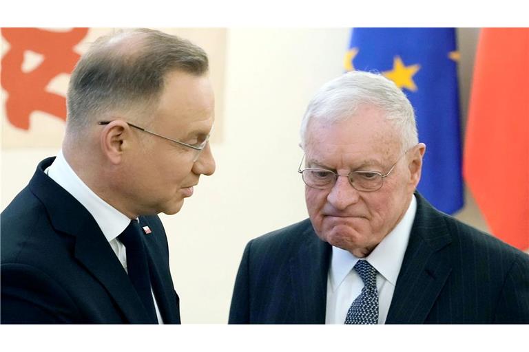 Kellogg (rechts) besuchte Polen auf der Durchreise nach Kiew, wo er am Donnerstag mit dem ukrainischen Präsidenten Wolodymyr Selenskyj und Verteidigungsminister Rustem Umjerow zusammentreffen wird.