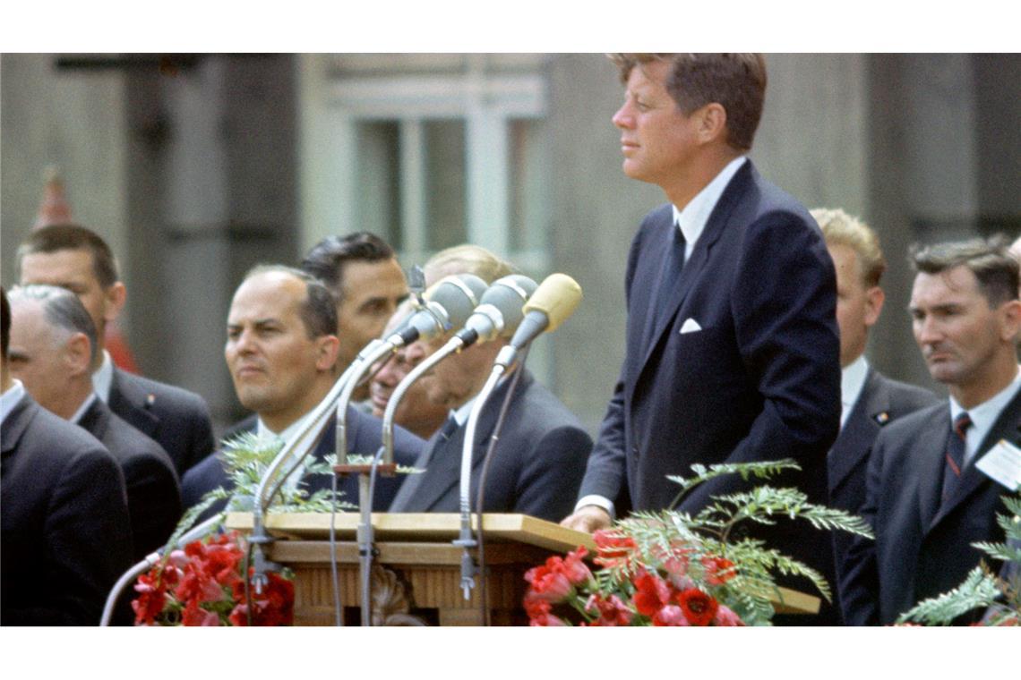 Kennedys Rede vor dem Schöneberger Rathaus geht um die Welt. (Archivbild)