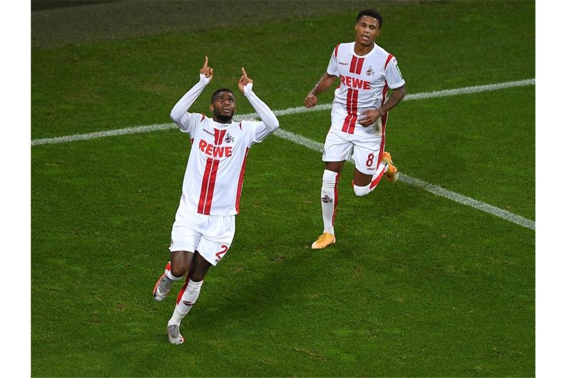 Pokal-Lichtblick für Schalke - Hoffenheim und Union raus Köln zieht dank Anthony Modeste (l) ins Achtelfinale ein. Foto: Frederic Scheidemann/Getty Images Europe/Pool/dpa