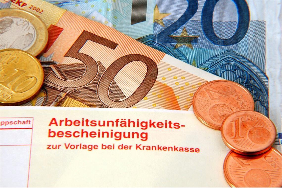 Krankmeldungen kosten die Unternehmen in der Summe sehr viel Geld.