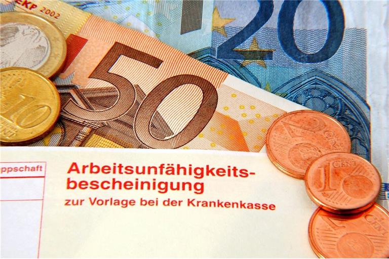 Krankmeldungen kosten die Unternehmen in der Summe sehr viel Geld.