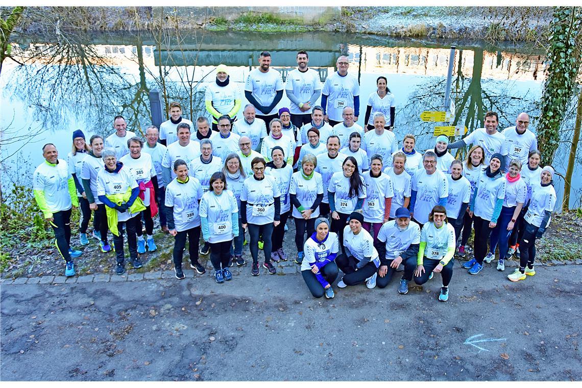 Laufend BKZ Gruppenfoto. Silvesterlauf 2024 in Backnang. SP