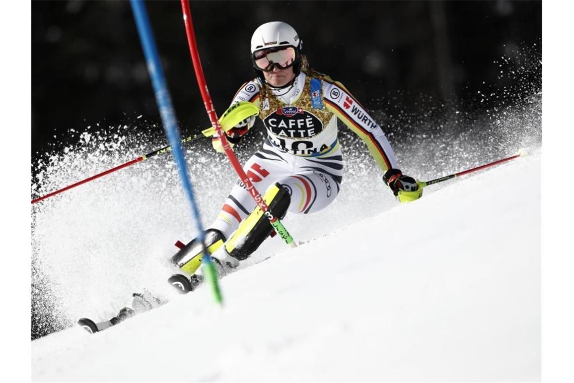 Famose Liensberger entthront Slalom-Queen Shiffrin Lena Dürr im ersten Durchgang des WM-Slalom-Rennens. Foto: Gabriele Facciotti/AP/dpa
