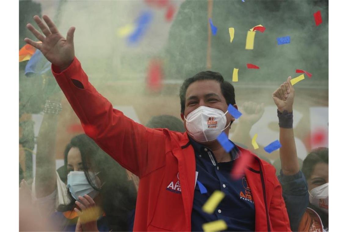 Wahl in Ecuador: Correa-Zögling Arauz laut Prognosen vorn Liegt in einer ersten Prognose vorn: Präsidentschaftskandidat Andres Arauz. Foto: Dolores Ochoa/AP/dpa