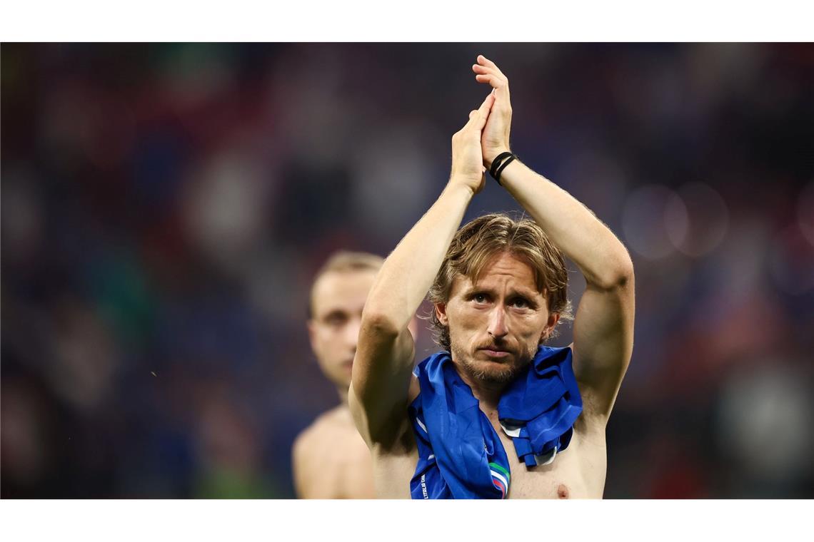 Luka Modric traf gegen Italien und ist im Alter von 38 Jahren nun ältester Torschütze der EM-Historie. Die Enttäuschung ist dem Nationalhelden Kroatiens trotzdem ins Gesicht geschrieben - mit zwei Punkten aus drei Spielen sind die Kroaten so gut wie ausgeschieden.