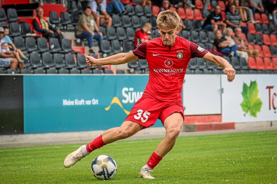 Lukas Stoppel erzielt bereits in der zweiten Minute den Führungstreffer für die SG. Foto: Alexander Becher