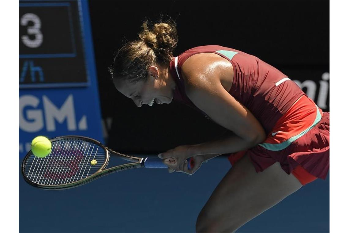 Tennisspielerin Keys im Halbfinale der Australian Open Madison Keys aus den USA feiert nach ihrem Sieg. Foto: Andy Brownbill/AP/dpa