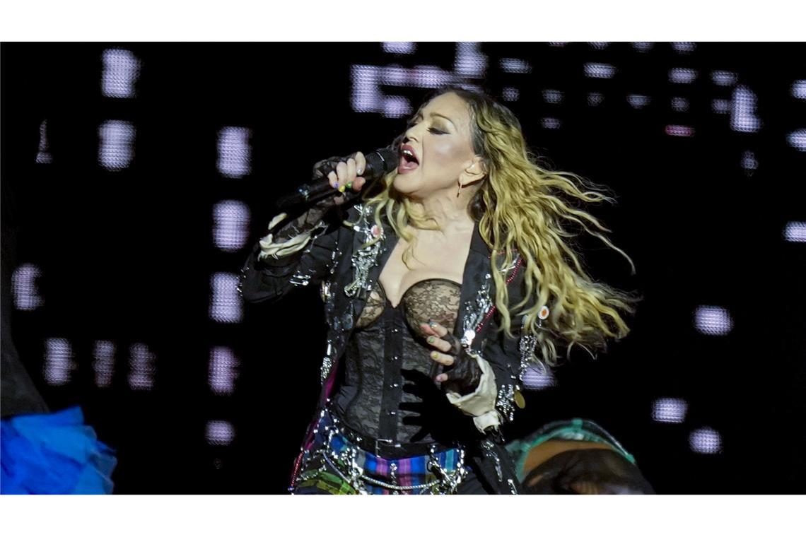 Madonna will eine große Summe für ein Jugend-Projekt in Pompeji spenden.