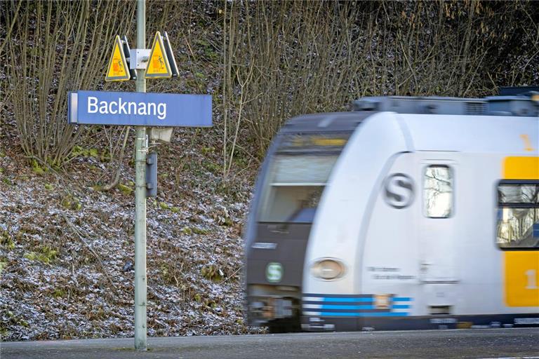 Mal wieder Probleme beim S-Bahn-Verkehr: Wann in Backnang mal wieder eine S4 abfährt, ist weiterhin fraglich. Archivbild: Alexander Becher