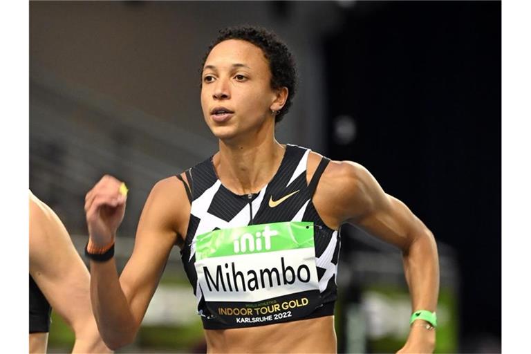 Malaika Mihambo aus Deutschland im Vorlauf über die 60m der Frauen. Foto: Uli Deck/dpa/Archivbild