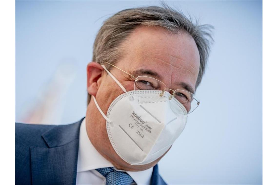 Laschet: Neues Schuljahr ohne Masken bei niedriger Inzidenz „Man darf nicht als erstes wieder die Schulen schließen“: Armin Laschet. Foto: Michael Kappeler/dpa