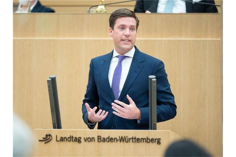 Manuel Hagel (CDU), Vorsitzender der CDU-Fraktion im Landtag von Baden-Württemberg, spricht. Foto: Marijan Murat/dpa