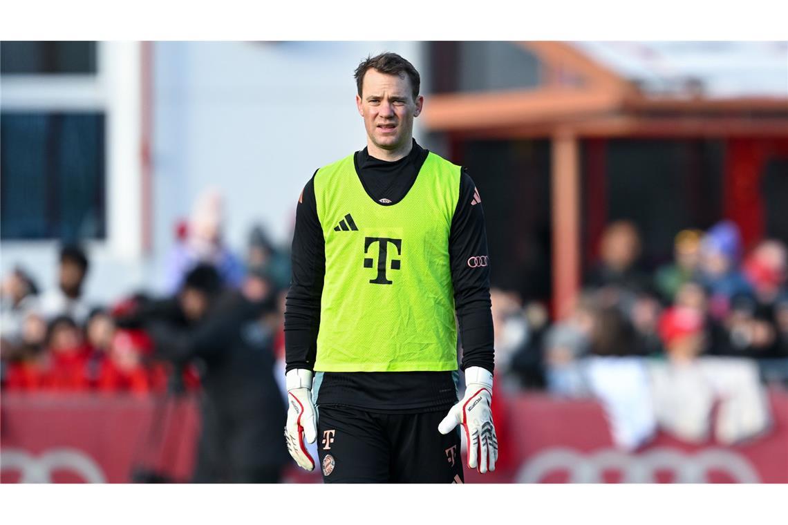 Manuel Neuer ist nach seinem Rippenbruch wieder zurück beim FC Bayern. (Archivbild)