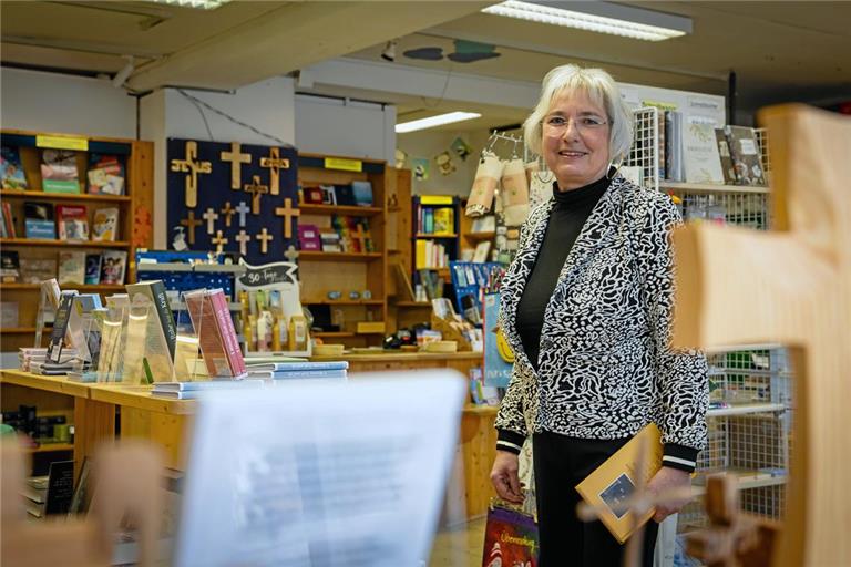 Margret Deisinger schließt ihre Buchhandlung nach 26 Jahren Ende März. Foto: Alexander Becher