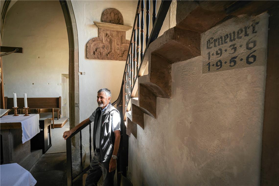 Martin Gärtner, der zweite Vorsitzende des Kirchengemeinderats, freut sich, dass es nach sieben Jahren der Planung endlich mit der Renovierung losgeht. Fotos: Alexander Becher