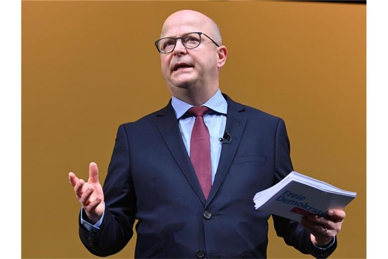 Michael Theurer, Landesvorsitzender der FDP Baden-Württemberg, spricht beim Dreikönigstreffen. Foto: Uli Deck/dpa